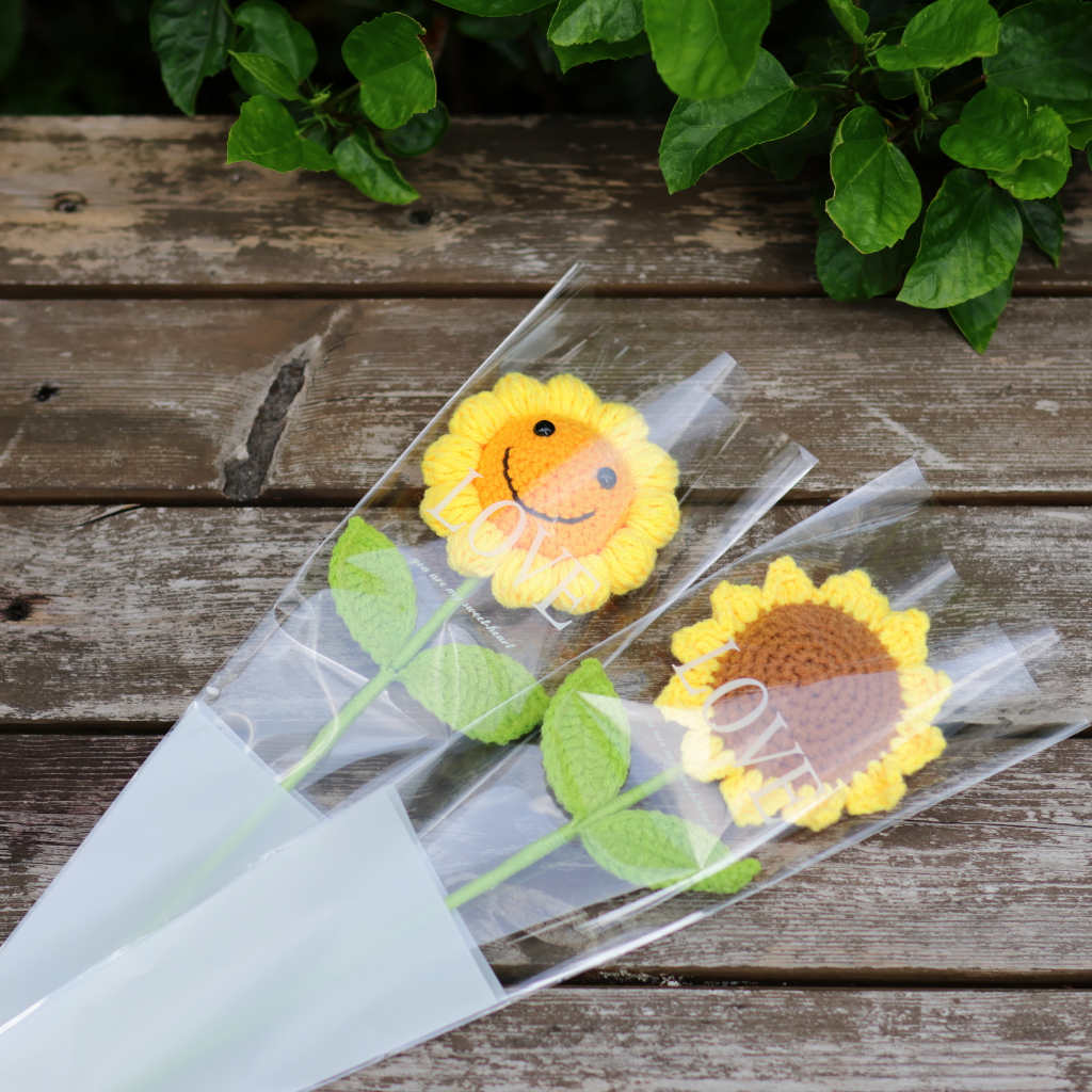 ดอกทานตะวันโครเชต์สำเร็จรูป ดอกทานตะวันรอยหน้ายิ้ม ของขวัญวันแม่ ของขวัญวันครู ของขวัญรับปริญญา