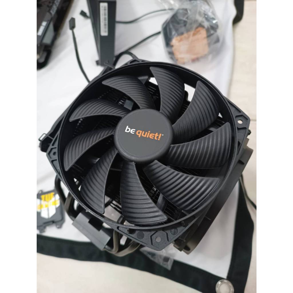 รายการที่ 2 Sink ลมเทพ BEQUIET DARKROCK-PRO 4 ราคา1500 บาท