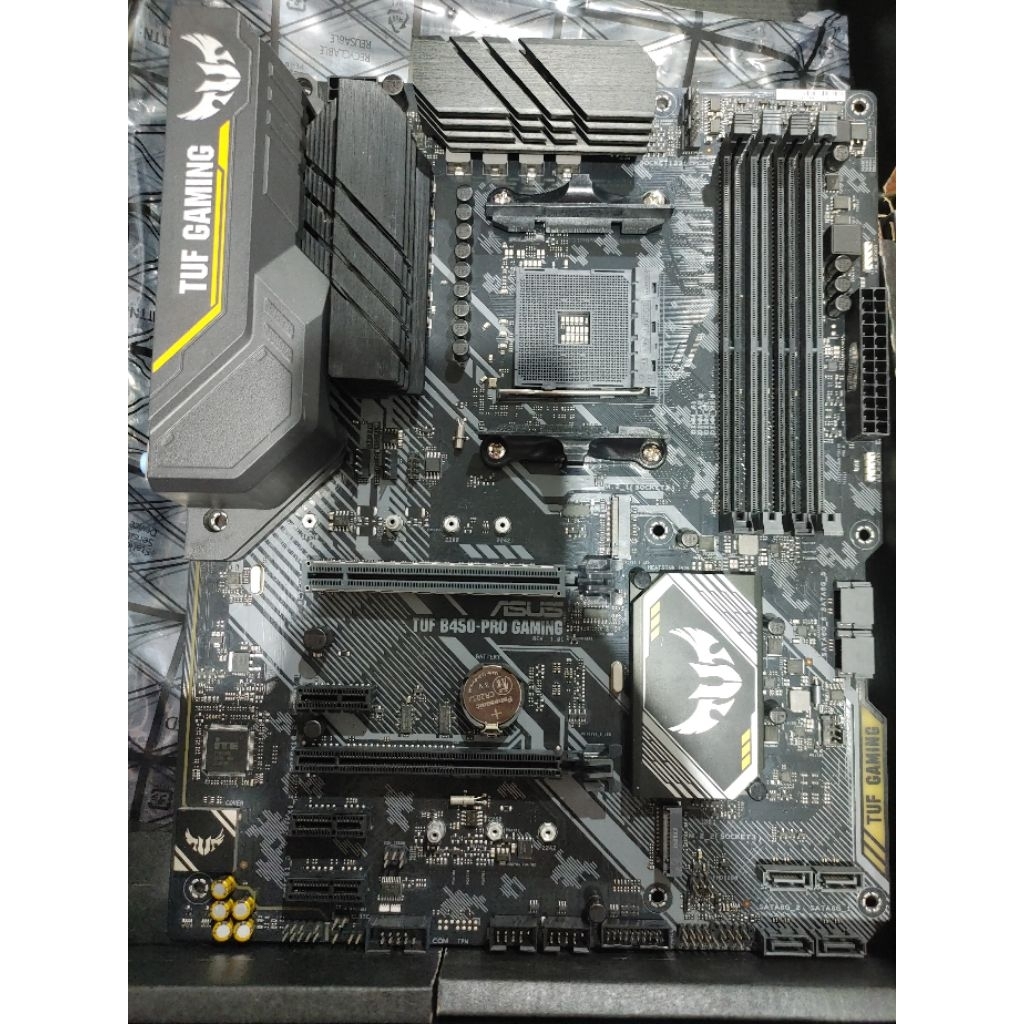 Asus TUF B450-PRO GAMING (มือสองมีแต่ตัวฝาหลังสั่งทำ)