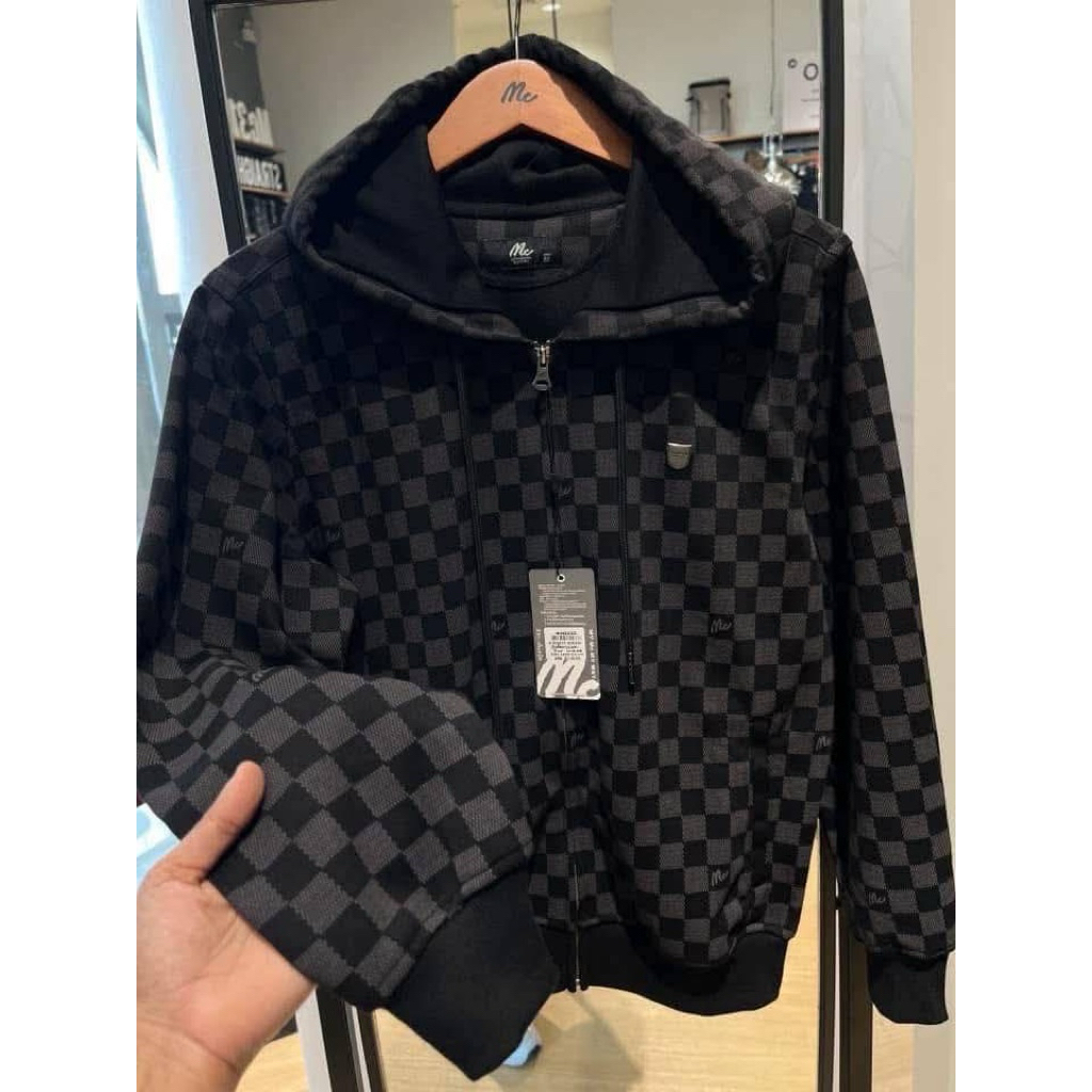 MC JEANS แขนยาวฮู้ดดี้ ลายโมโนแกรม พร้อมส่ง