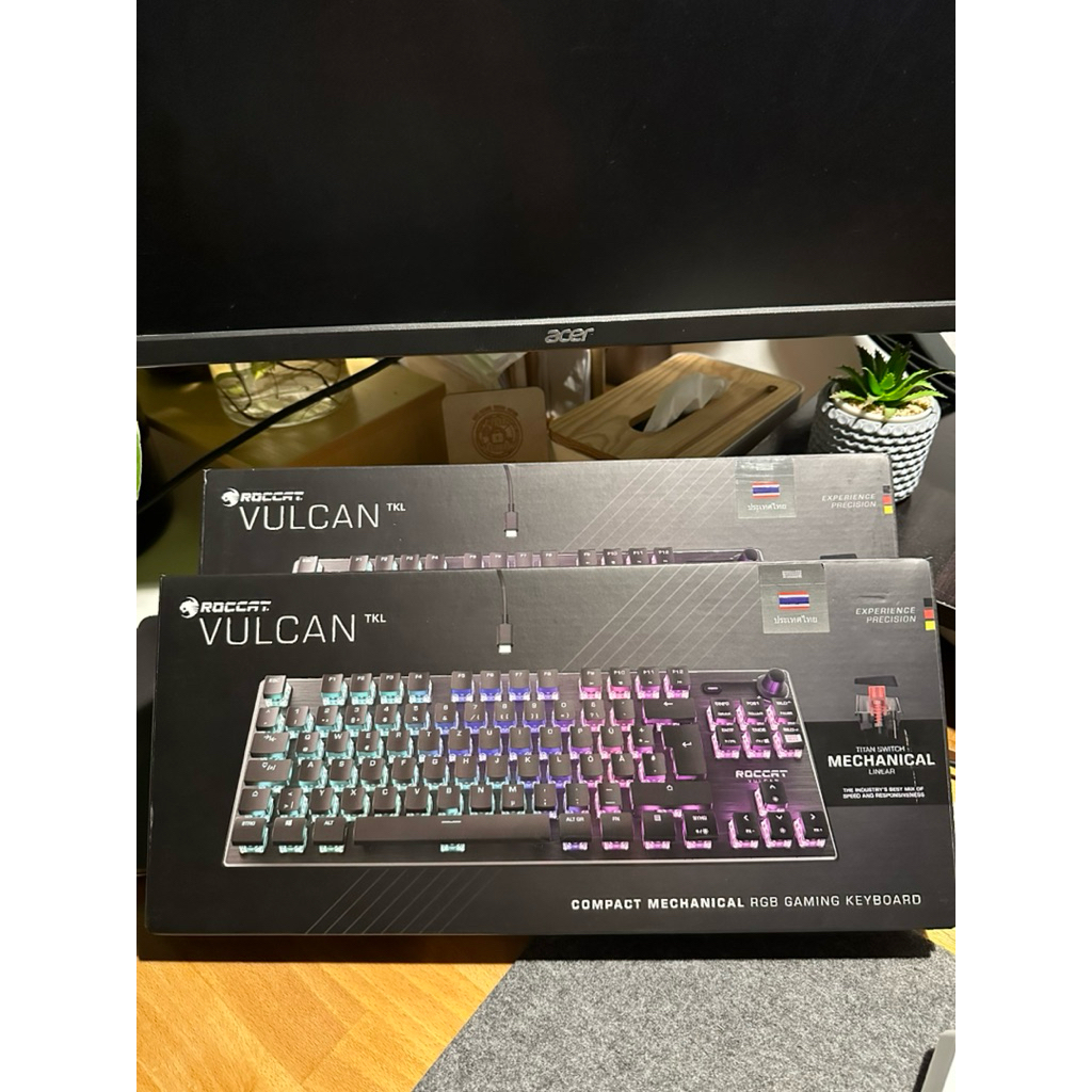 Roccat Vulcan TKL Mechanical Gaming Keyboard มือหนึ่ง