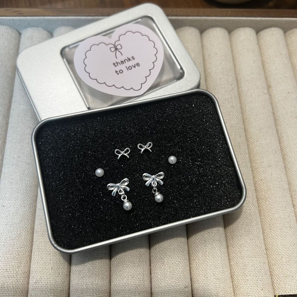 COD-ส่งเร็วจากไทย🎀S925ชุดต่างหูสตั๊ด ประดับโบว์มุก เรียบง่ายแฟชั่นสำหรับผู้หญิง ป้องกันหู-Tender - รูปที่ 4