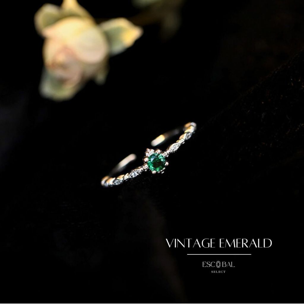 ESCOBAL💕แหวนเงินแท้ Vintage Emerald แหวนพลอยสีเขียวนำโชค สไตล์ใหม่ แหวนดีไซน์สวยๆ แหวนปรับขนาด