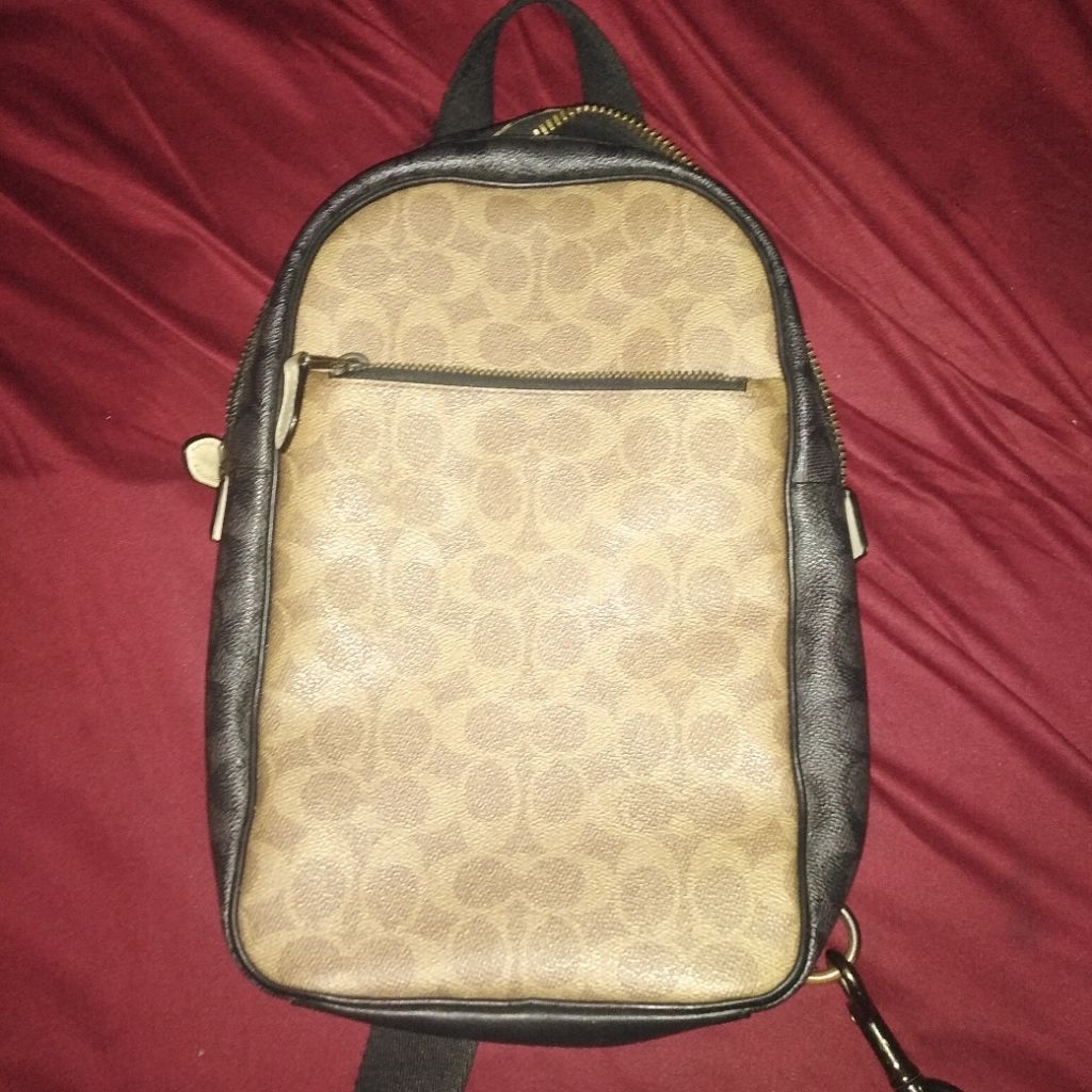 กระเป๋าcoach มือสอง​