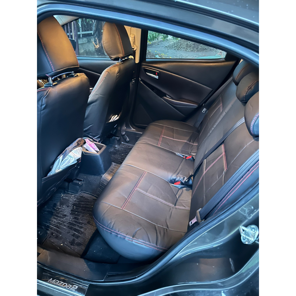 ชุดหุ้มเบาะ Mazda 2 4ประตู(SEDAN) สีดำด้ายแดง เบาะหลังหลังแยก 2015 - 2025 หน้าหลัง ตรงรุ่น เข้ารูป [ทั้งคัน] มาสด้า 2 - รูปที่ 6