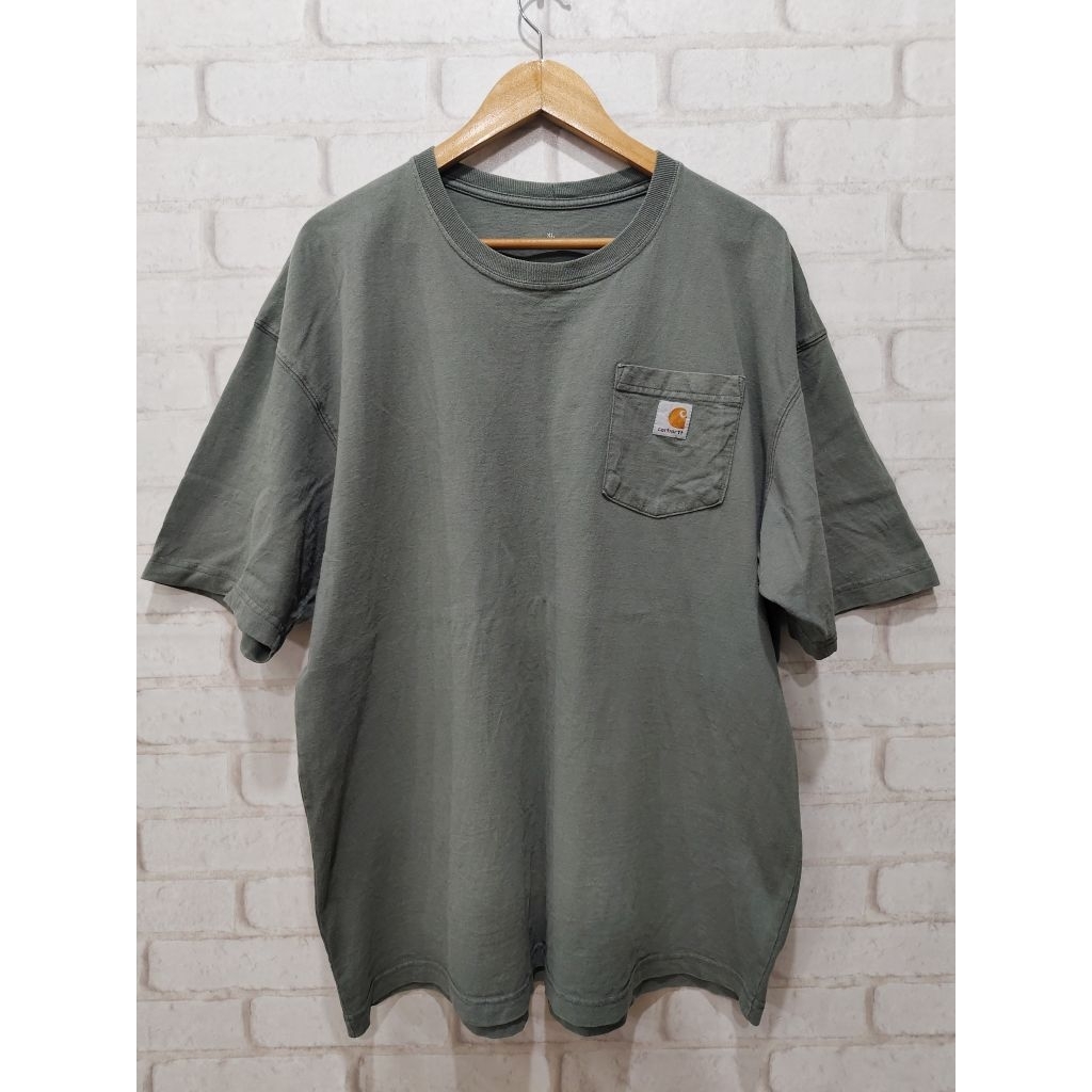 (X17) เสื้อยืด Carhartt K87 Pocket T-Shirt - Charcoa สีเทาเข้ม แท้มือสอง อก 52" ยาว 29.5"