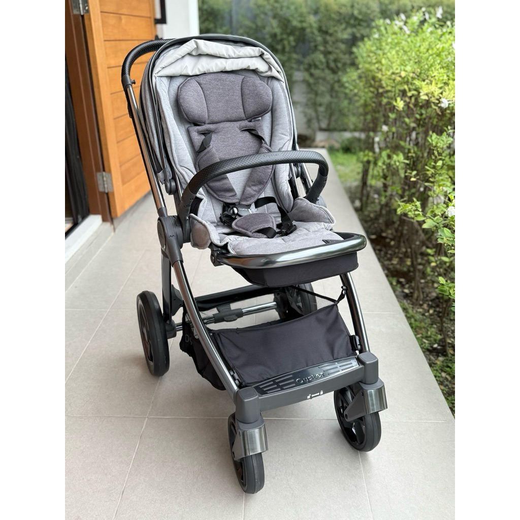 Oyster 3 Stroller สี Moon