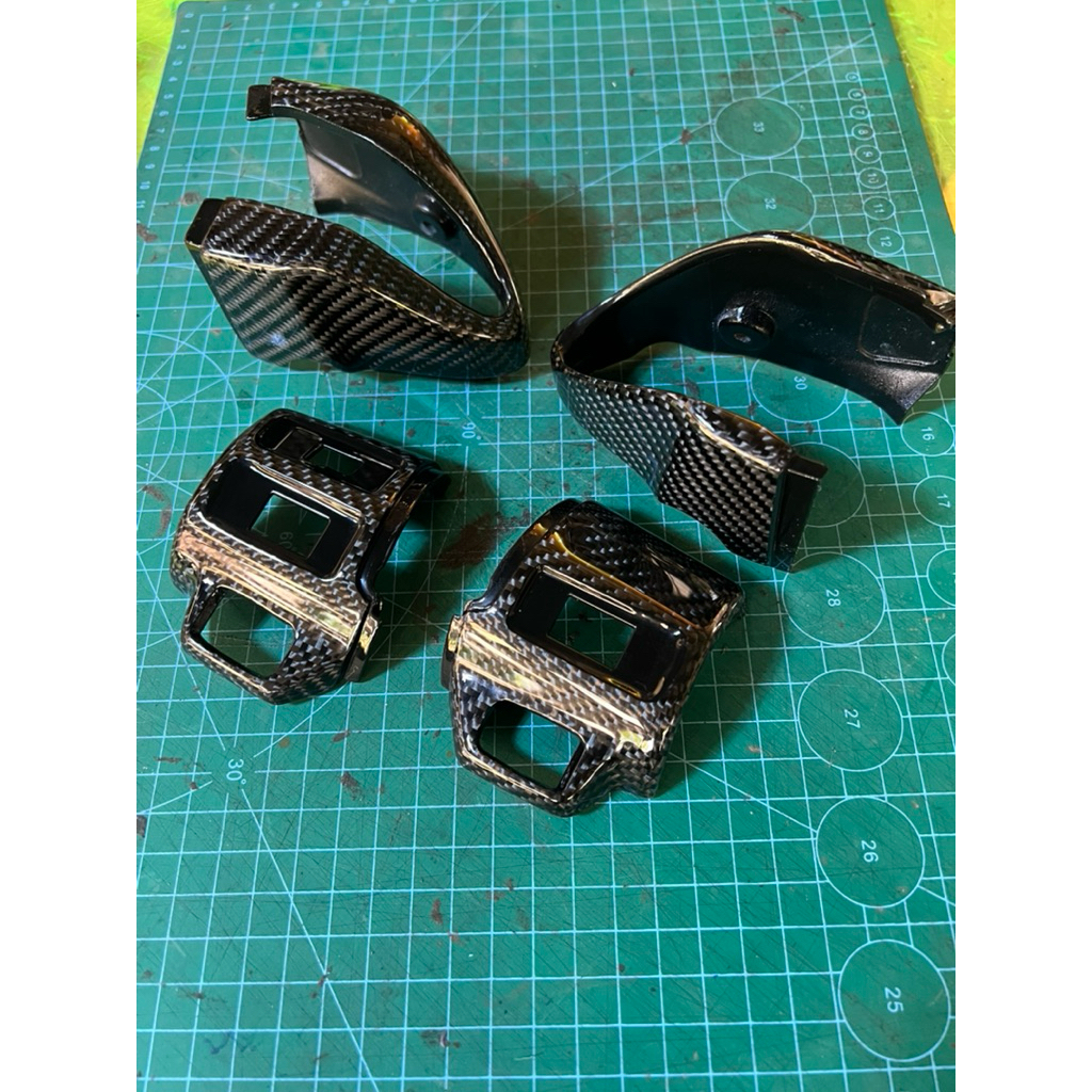 ประกับสวิท คาร์บอน vespa