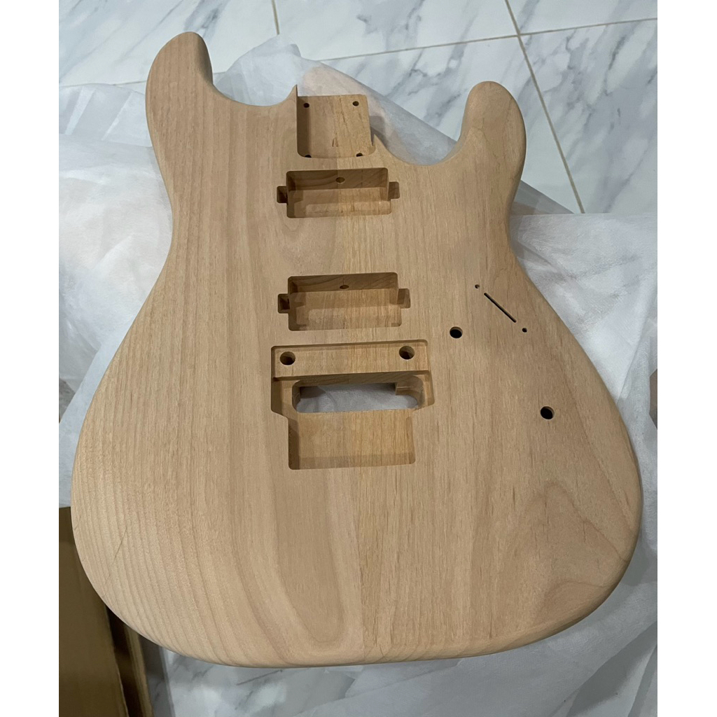 24 frets floydrose HH 2 pcs Alder Strat guitar body