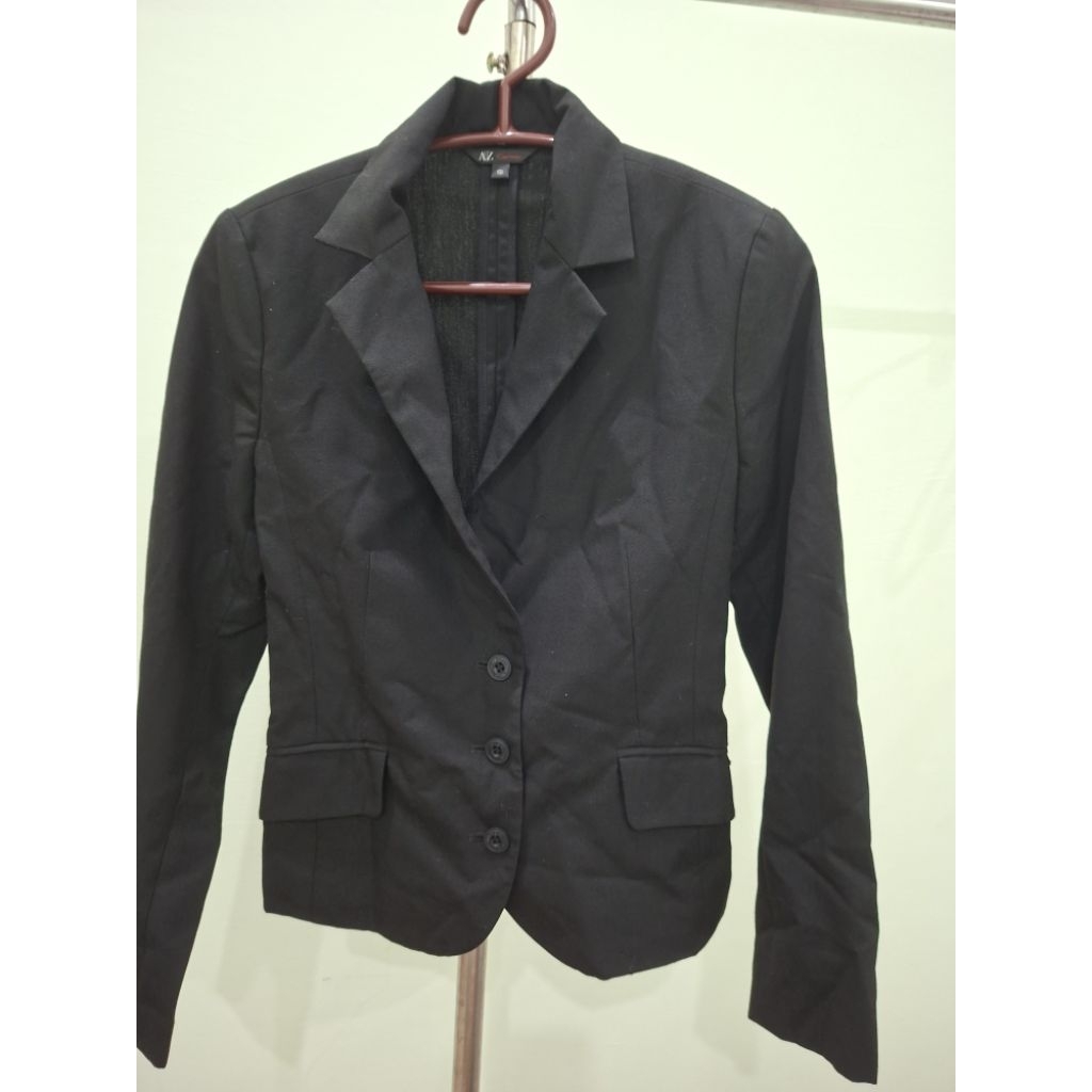 OK 1020 เสื้อสูทผู้หญิง AIIZ ขนาด S อก 32 นิ้ว(ส่งต่อ)