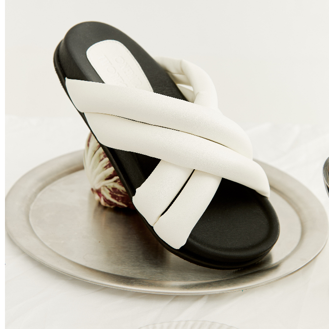 รุ่นนี้จะเปิดพรีอีกครั้ง 11.11 นี้ 🍝📌🍝 OPTP รองเท้ารุ่น Pasta