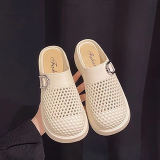 Kicks พื้นหนาเพิ่มส่วนสูงแบบปังมาก รองเท้าแตะครึ่งหน้าดีไซน์หัวปิดสไตล์มินิมอล สวมใส่ง่ายให้ประสบการณ์สบายระดับใหม่