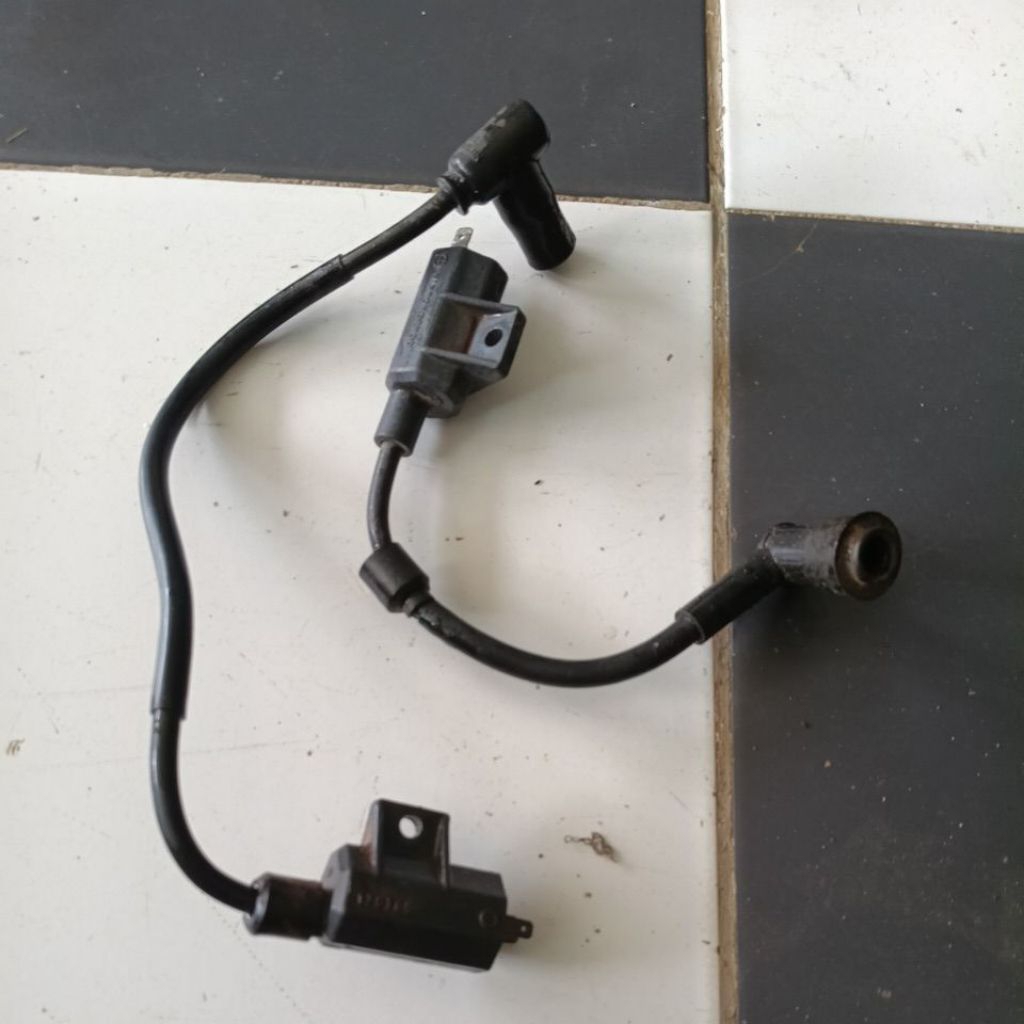 Cọc đầu nến xe, có thể lắp cho xe Dash LS, rất mạnh, đã qua sử dụng, đẹp, bảo hành khi sử dụng.