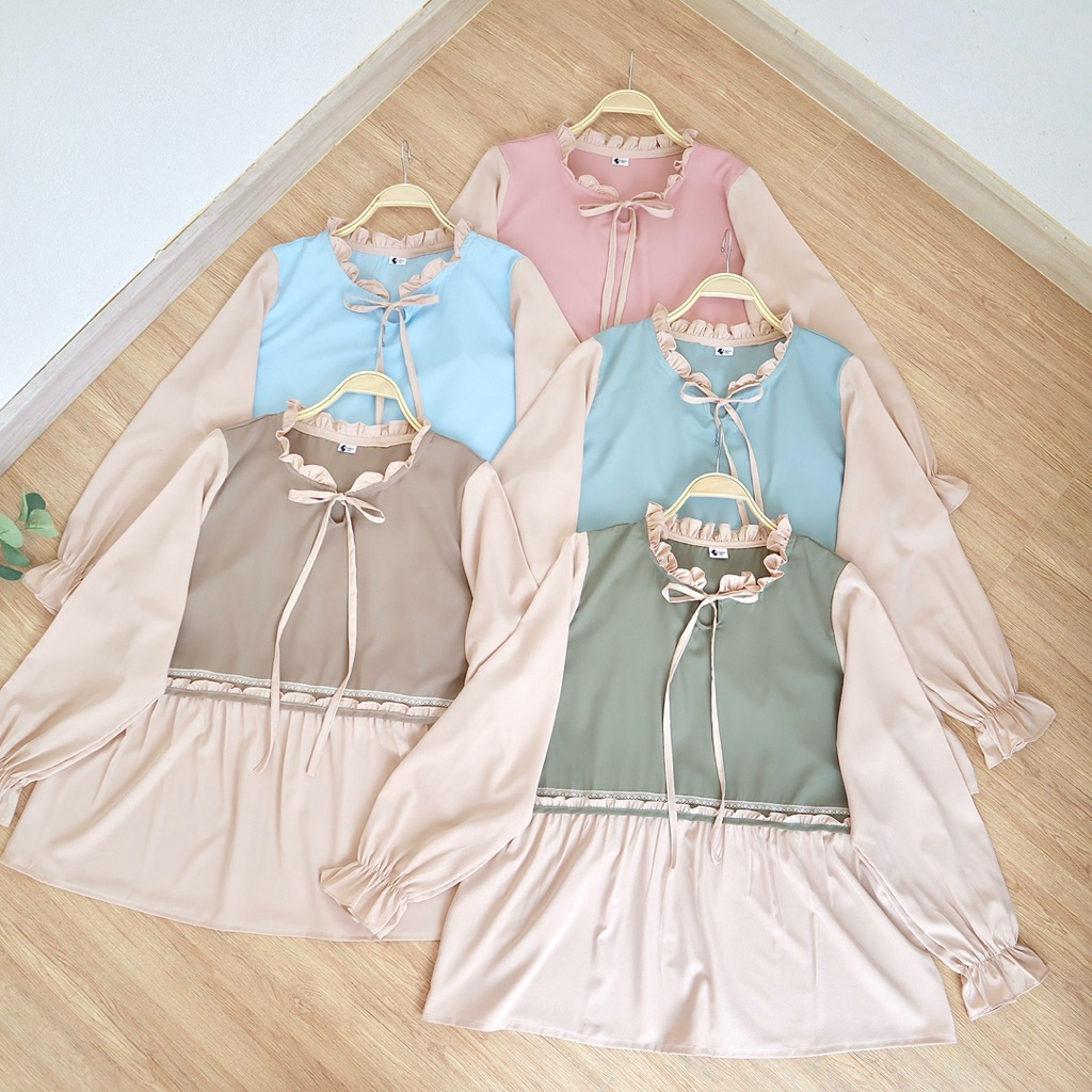 A350 เสื้อคอระบาย ทูโทน / อก 48