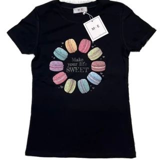 เสื้อยืดคอกลมแขนสั้น ลายมาการอง ป้าย ME