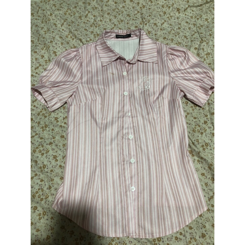 ส่งต่อเสื้อเชิ้ต lovito