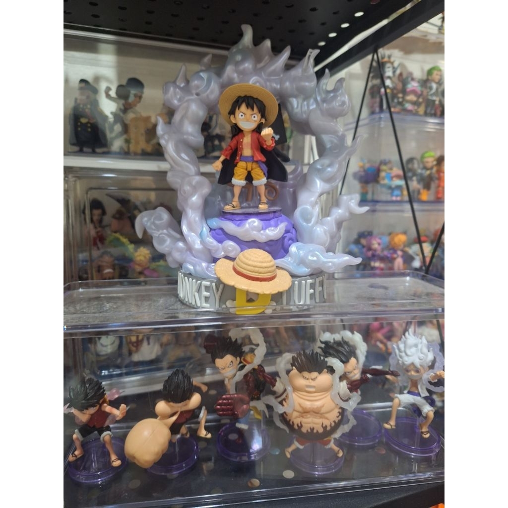 WCF-Onepiece-Premium มือสอง อ่านรายละเอียดก่อนซื้อ