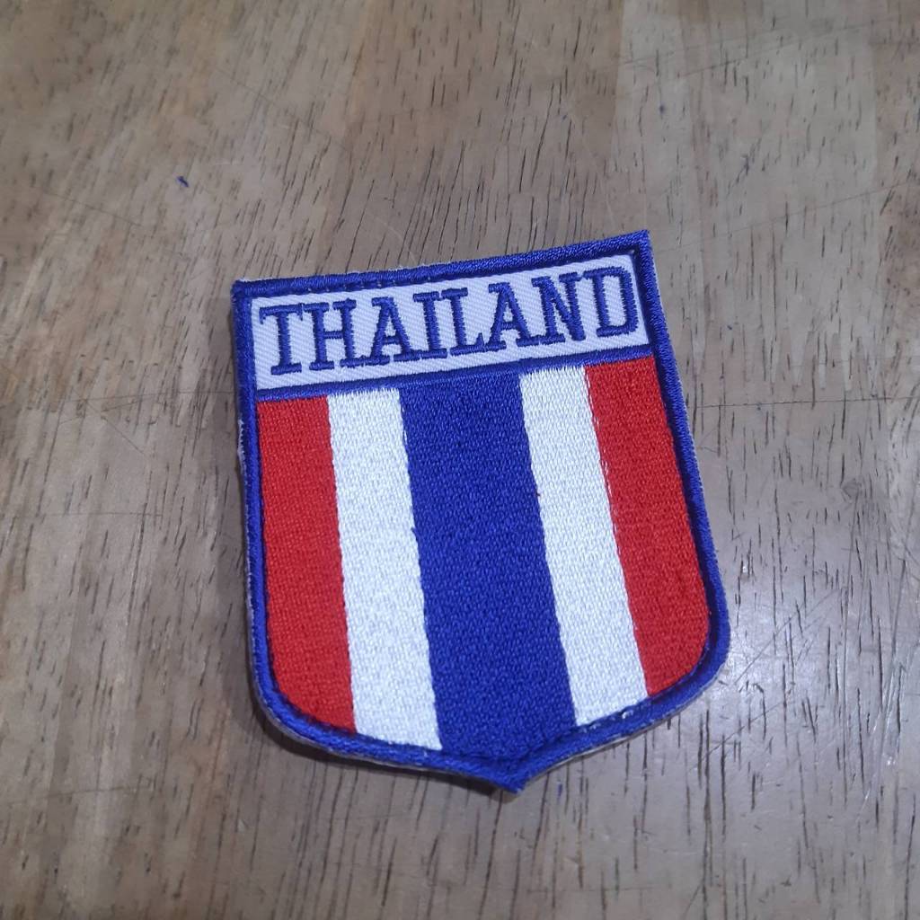 Tec40 VELCRO PATCH THAILAND SHIELD ไทย อาร์มตีนตุ๊กแก ธงชาติ SIZE 75x65mm Tec40store ไรท์สาระกับครูแ