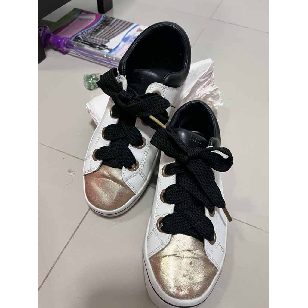รองเท้า Sketcher Los Angeles ไซส์ 37