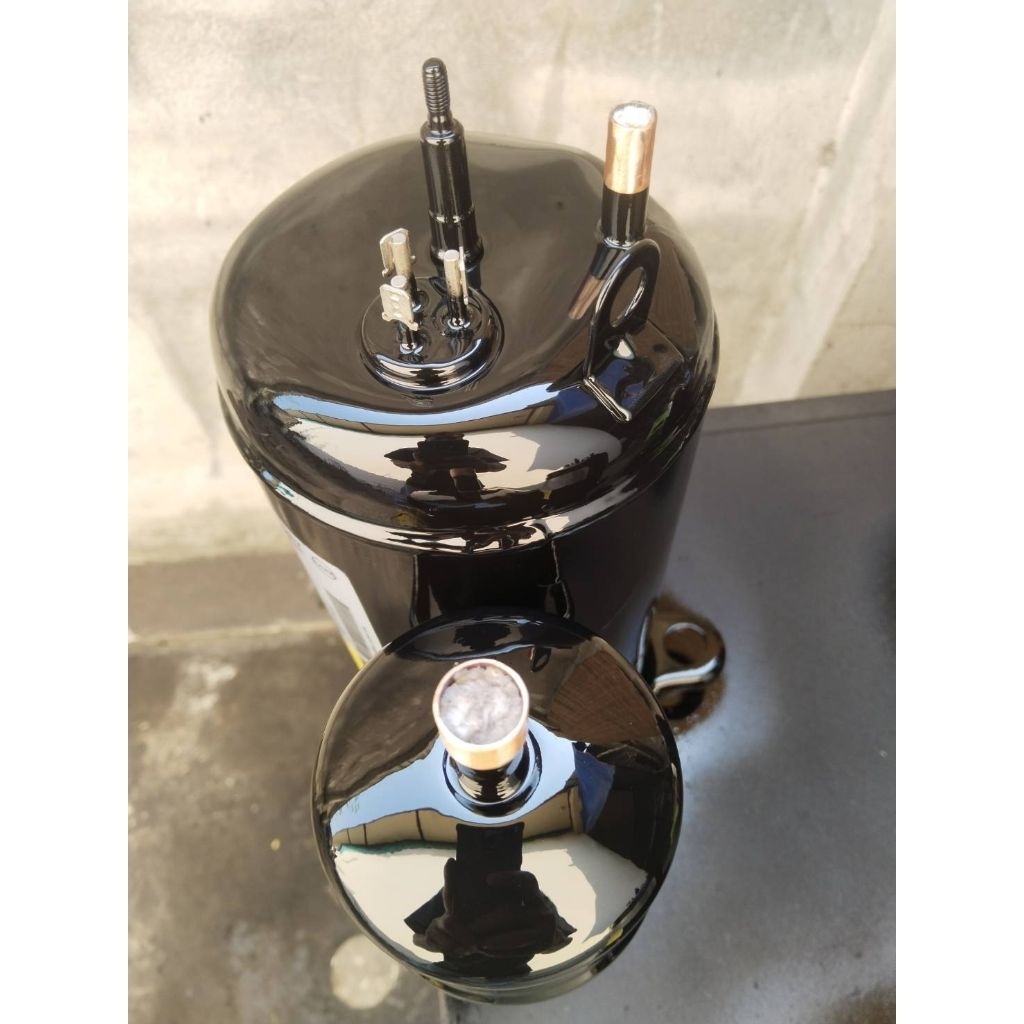 คอมแอร์มือสองRH207ขนาด 12,000 btu น้ำยา r22