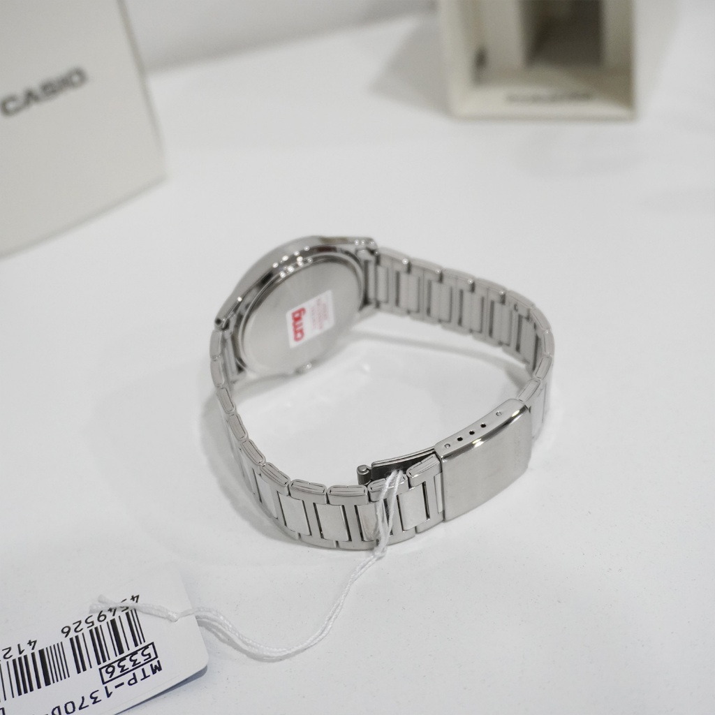 Casio Standard นาฬิกาข้อมือผู้ชาย สายสแตนเลส รุ่น MTP-1370,MTP-1370D,MTP-1370D-1A1 - สีเงิน รูปที่ 4