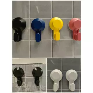 IKEA ตะขอแขวนแบบดูดติดผนัง TISKEN (ไม่ต้องเจาะ/ ไม่ต้องติดเทปโฟมให้เลอะเทอะ)