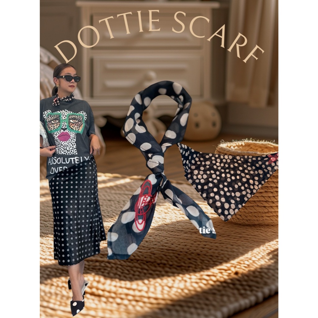 ผ้าพันคอลายจุดดำครีม VV DOTTIE SCARF