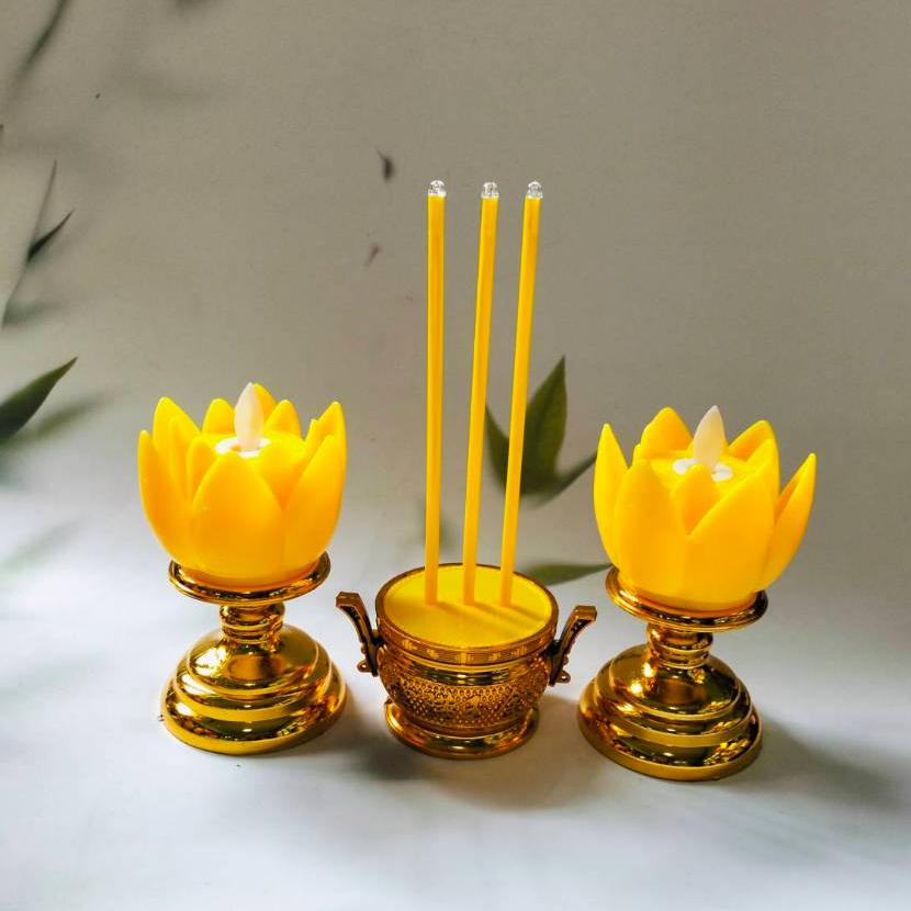 ชุดธูปเทียนใส่ถ่าน เชิงเทียนดอกบัว + ธูป 3 ดอก รุ่น  3819 3414 3587 4323