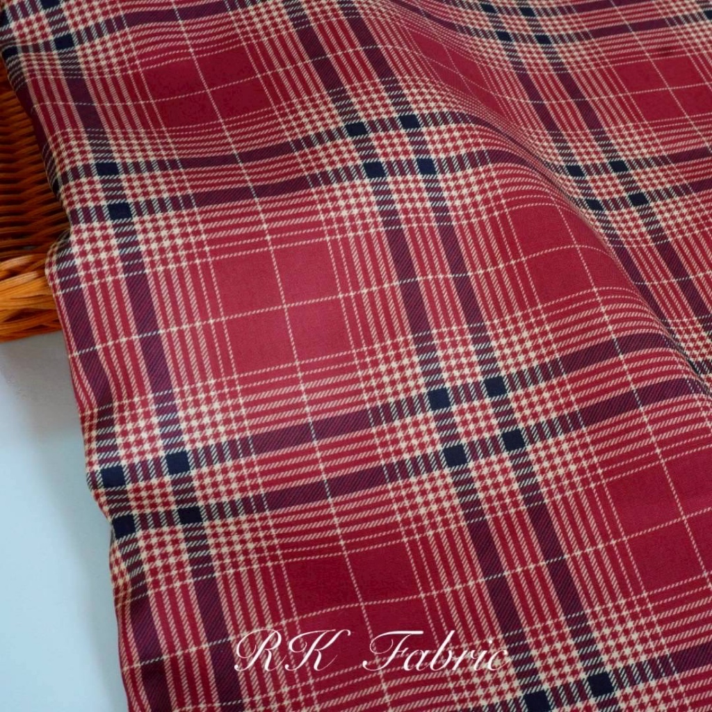 ผ้าคอตตอนป๊อปลิน100%   หน้ากว้าง 58นิ้ว นำเข้า ผ้าวัดขายเป็นเมตร