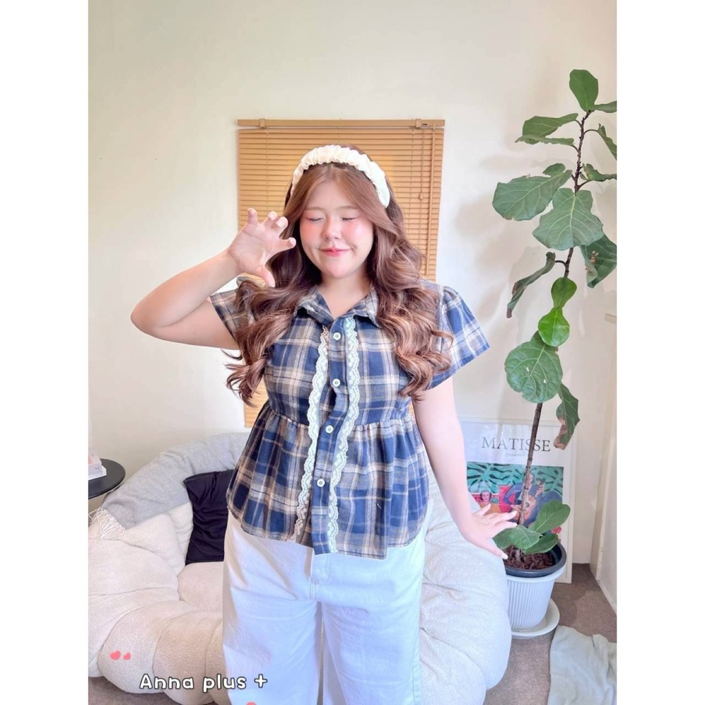 (อก38-52“)เสื้อเชิ้ตสาวอวบแต่งลูกไม้ลายสก็อต สม็อคเอว ผูกเข้าเอวตามขนาดจริงได้เลยน้ากำลังฮิตตอนนี้ Plussize (anna) - รูปที่ 5