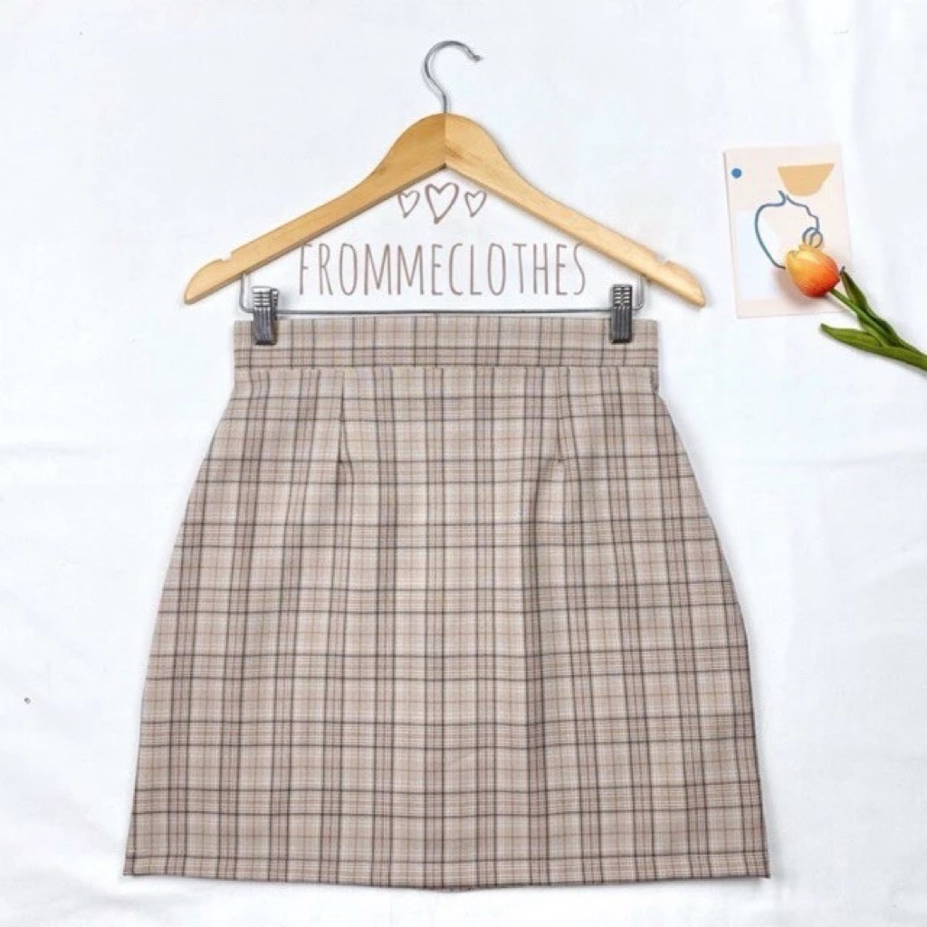 ส่งต่อ🤎Fromme_clothes - กระโปรงทรงเอลายสก็อตน้ำตาล กระโปรงสาวอวบ