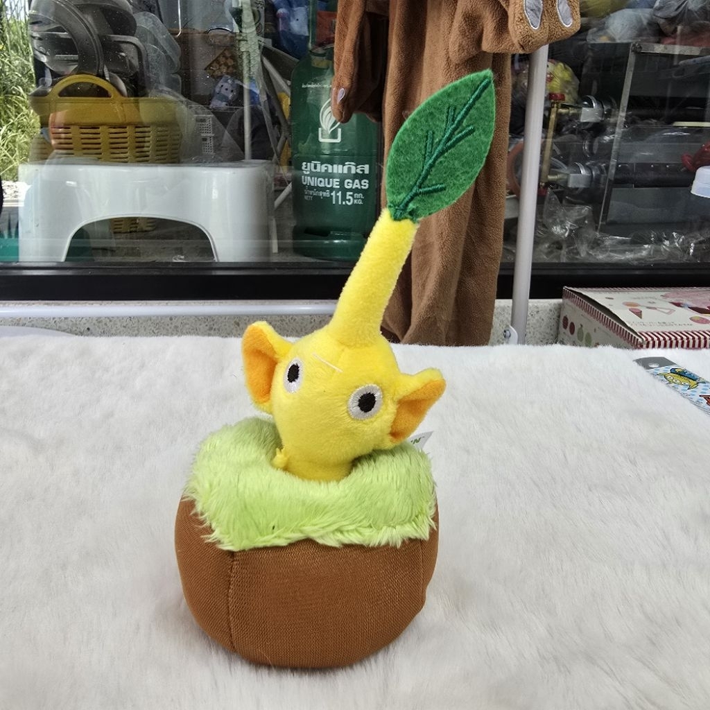 ตุ๊กตา Yellow Pikmin Plush