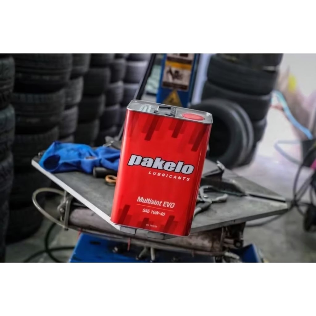 PAKELO HELIUM EVO น้ำมันเครื่องรถยนต์คุณภาพ จากประเทศอิตาลี !I ความหนืด 10w30 /10w40  ขนาด 1ลิตร