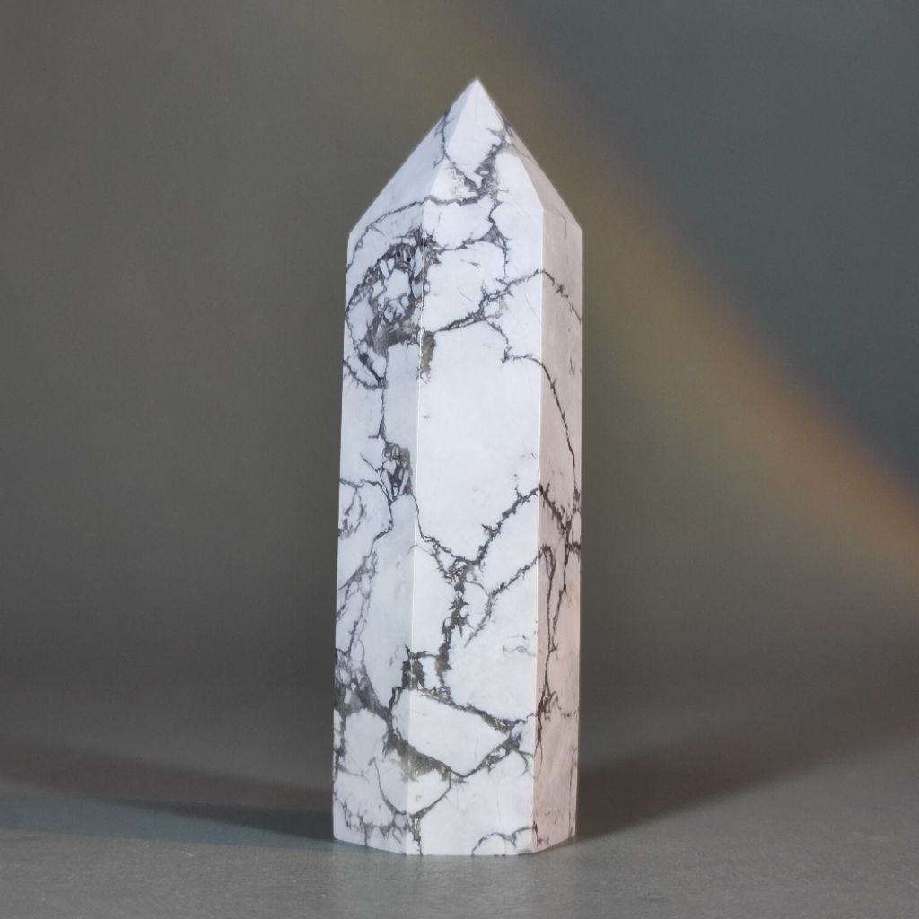 ฮาวไลท์ ทาวเวอร์🔹Howlite Tower