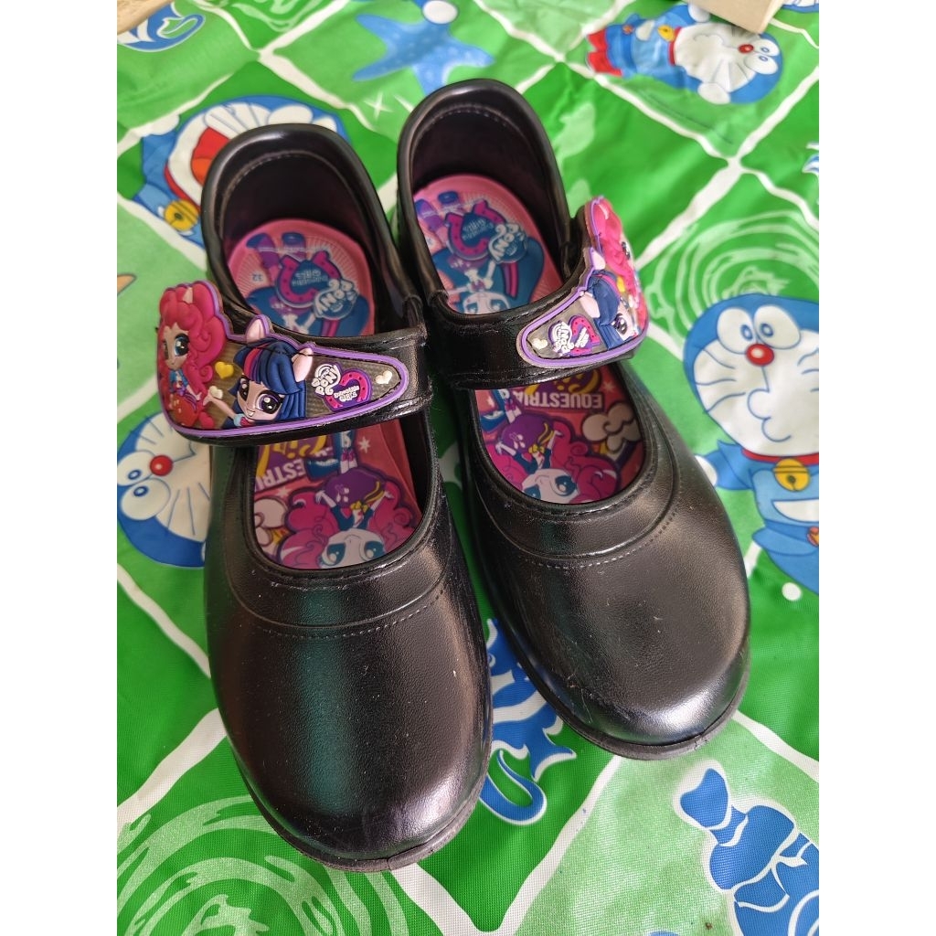 รองเท้านักเรียน Chappy ไซส์32