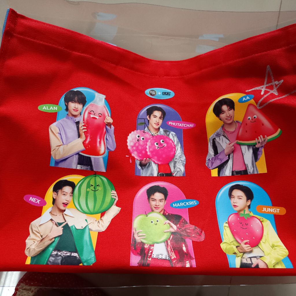 ลายเซ็นสดมาร์ค ขุนพล กระเป๋า Sunsu X Bus Because Of You I shine