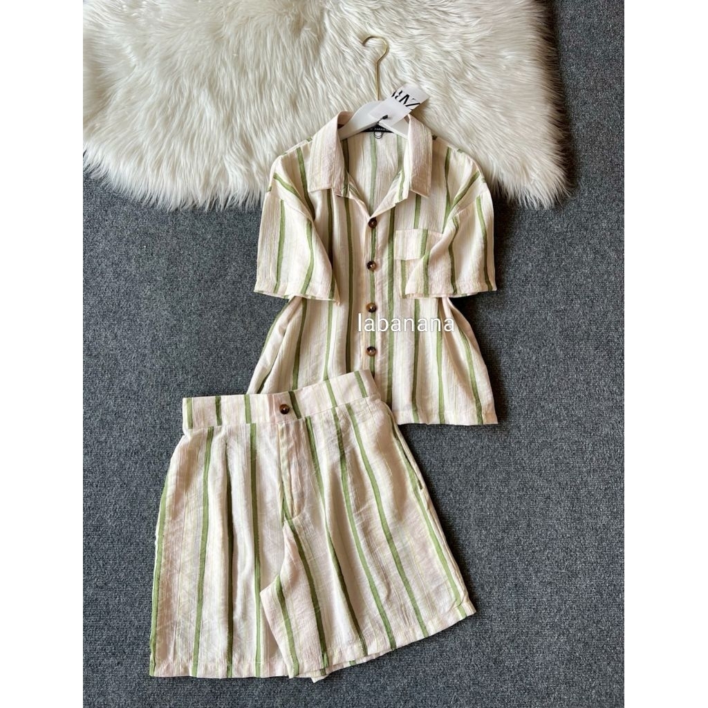 ZARA 🔥💯 ชุดเซ็ท เสื้อเชิ้ตครอป+กางเกงขาสั้น ตัวนี้ใส่แล้วขับผิว💕😍