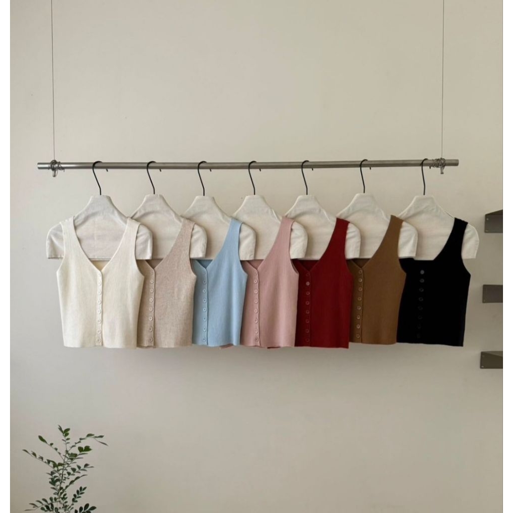 เสื้อแขนกุดไหมพรมกระดุมหน้าผ้าร่องOne-K