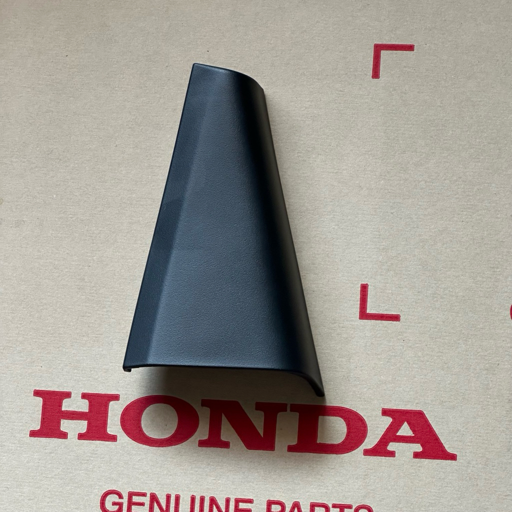 อะไหล่แท้ศูนย์ พลาสติกปิดโครงประตูหลัง ด้านใน JAZZ GK 2015-2020