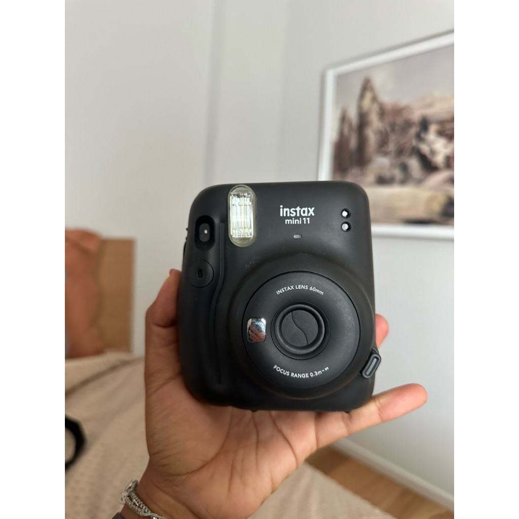 Fuji instax mini 11 (used)