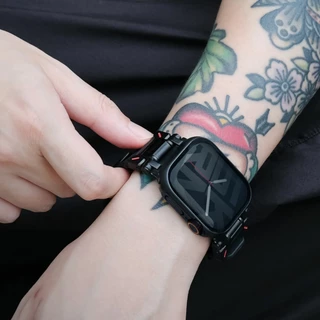 SKINARMA รุ่น Gado Pro เคสสำหรับ Apple Watch Series 10/11 (42/46 MM)