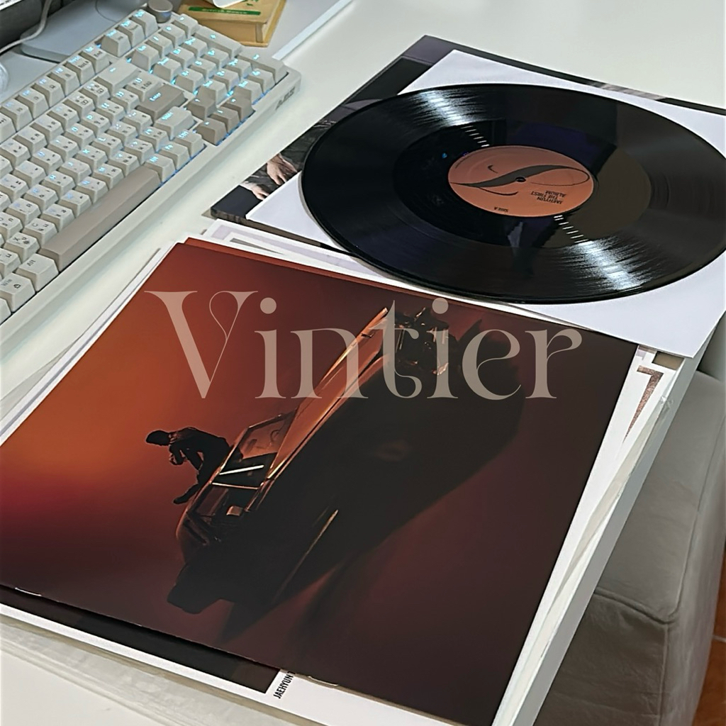 ส่งต่อ : JAEHYUN - 1st Album [J] (LP Ver.) งานโชว์ เหมาะสำหรับเก็บสะสม