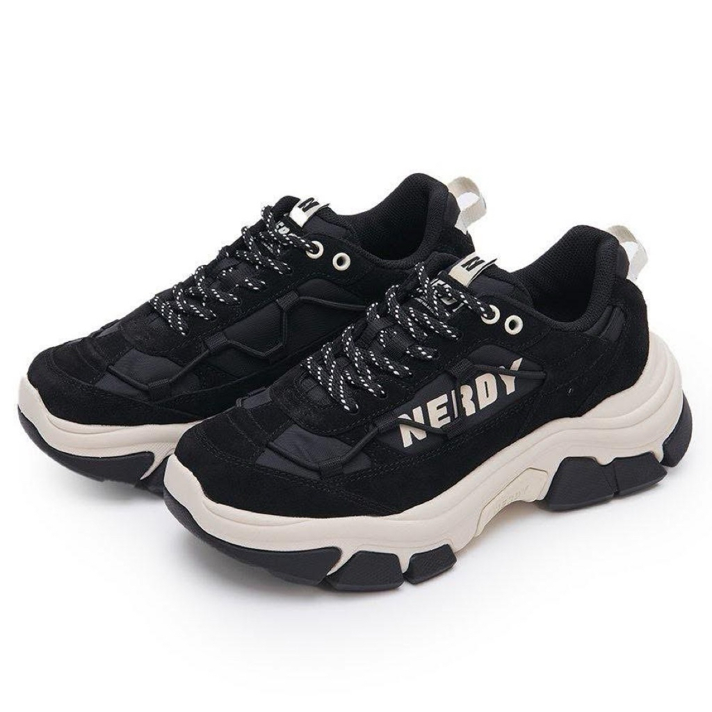 รองเท้าผ้าใบ NERDY มือ2