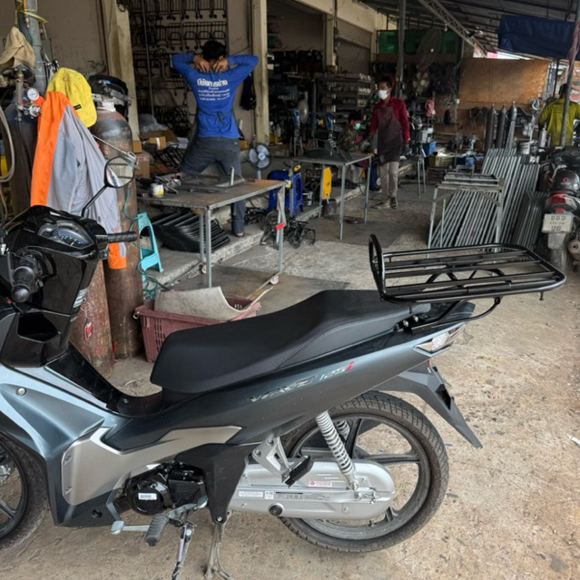 ตะแกรงสไลด์ Wave 125i ปลาวาฬ LED ใส่ได้ทุกปี