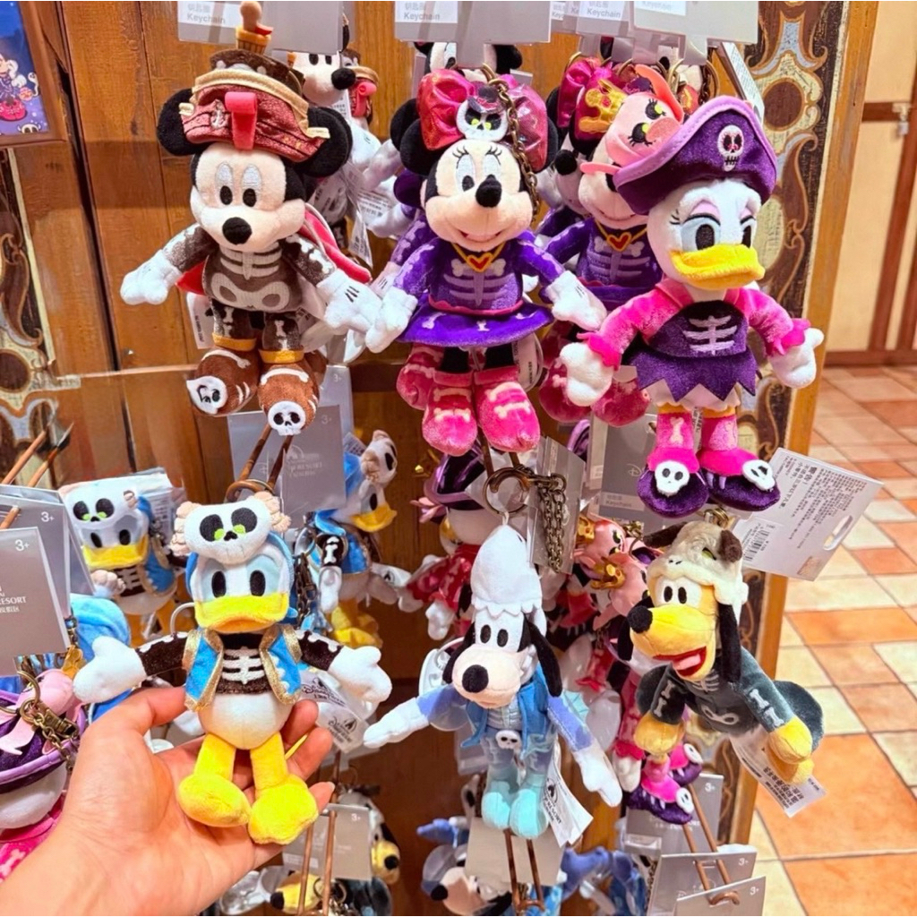 พวงกุญแจ Disney Hongkong / Shanghai - Minnie Micky plush keychain ตุ๊กตา มิกกี้ มินนี่ ของตกแต่งบ้าน ของแท้💯 พรีออเดอร์