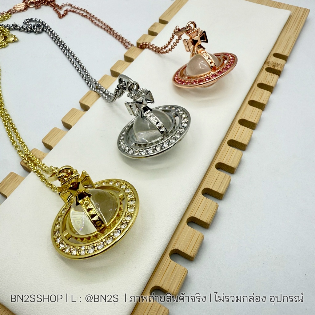 สร้อยคอสายโซ่ จี้ดาวเสาร์ขนาดใหญ่ ลูกโลกคริสตัสใสแบบใหญ่ มี 3 สี สายโซ่แบบยาว ช-ญ ใส่ได้ งานปั๊มแบรนด์ทุกจุด พร้อมส่ง