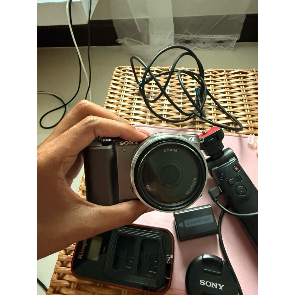 Sony a5100 16mm f2.8 มือสอง