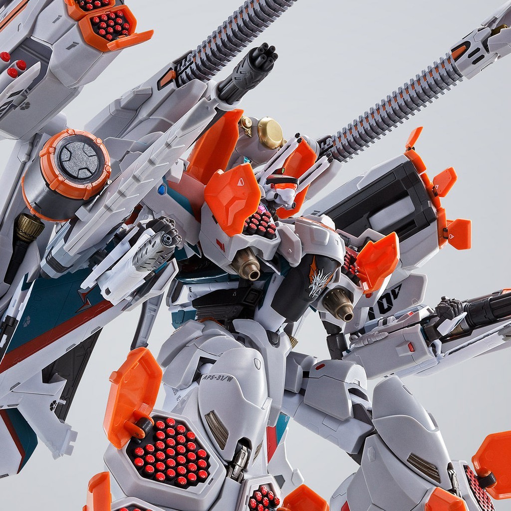 Macross : DX Chogokin VF-31S Siegfried (Arad Molders Custom) + Armor Part Set [Macross Delta]