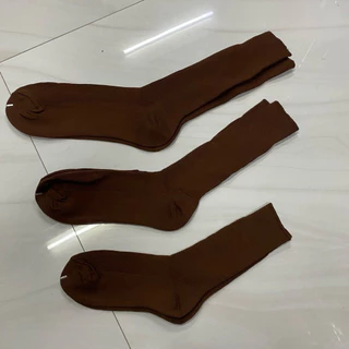ถุงเท้าข้อยาวสีน้ำตาล มีทุกไซต์ให้เลือก