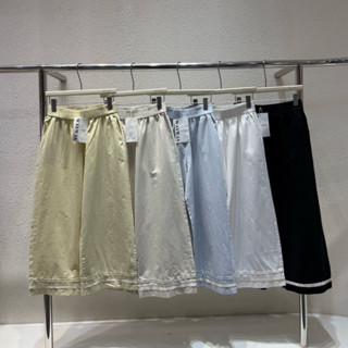 6630 กางเกงขายาว เอวยืด ขาทรงกระบอกใหญ่ ปลายแต่งขอบลูกไม้ฉลุ…